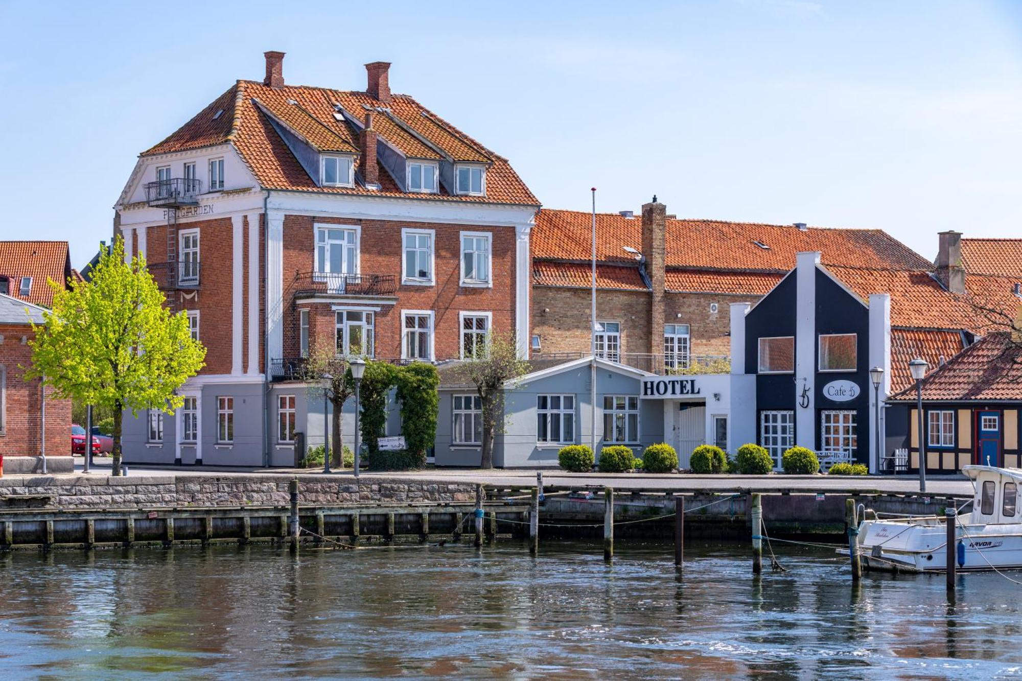 Hotel Postgaarden Skaelskor Exterior photo